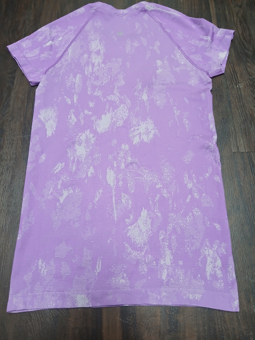 lululemon athletica Lavender Tie-Dye Short Sleeve Crew Tee - Picture 3 of 5